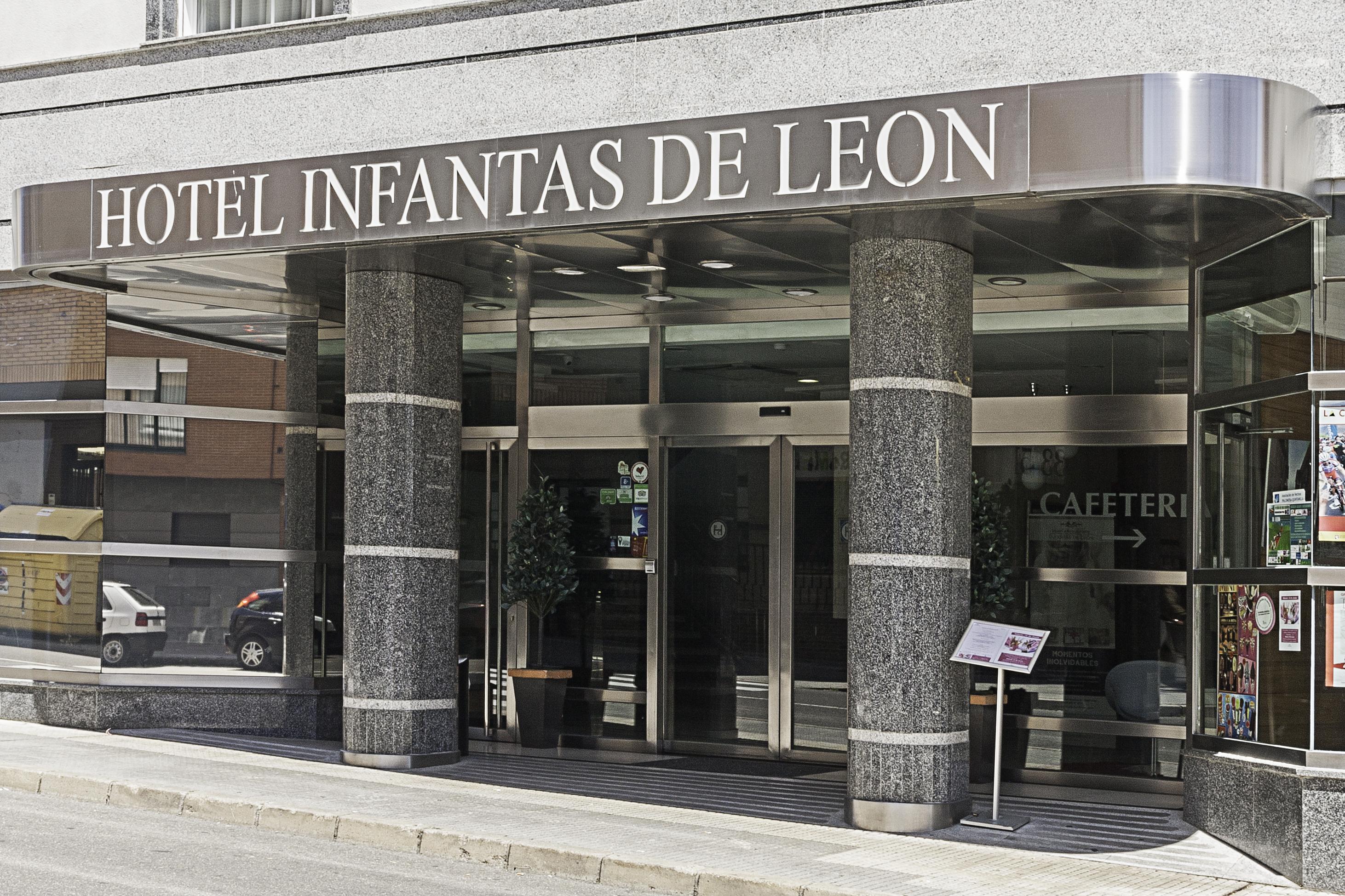 FC Infantas de León Leão Exterior foto